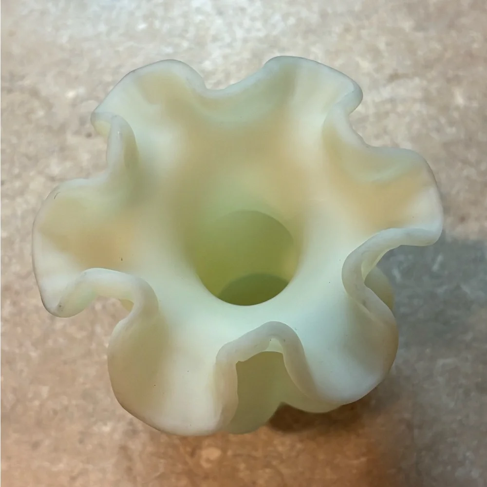 Vintage Fenton Satin Glass Custard Uranium Glass Satin Ruffled Vase “Glows”